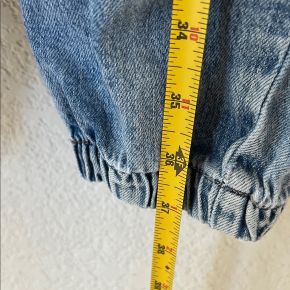 AMERICAN EAGLE Women’s Washed Blue Denim Joggers 97% Cotton Pockets Size 0 - Picture 10 of 15